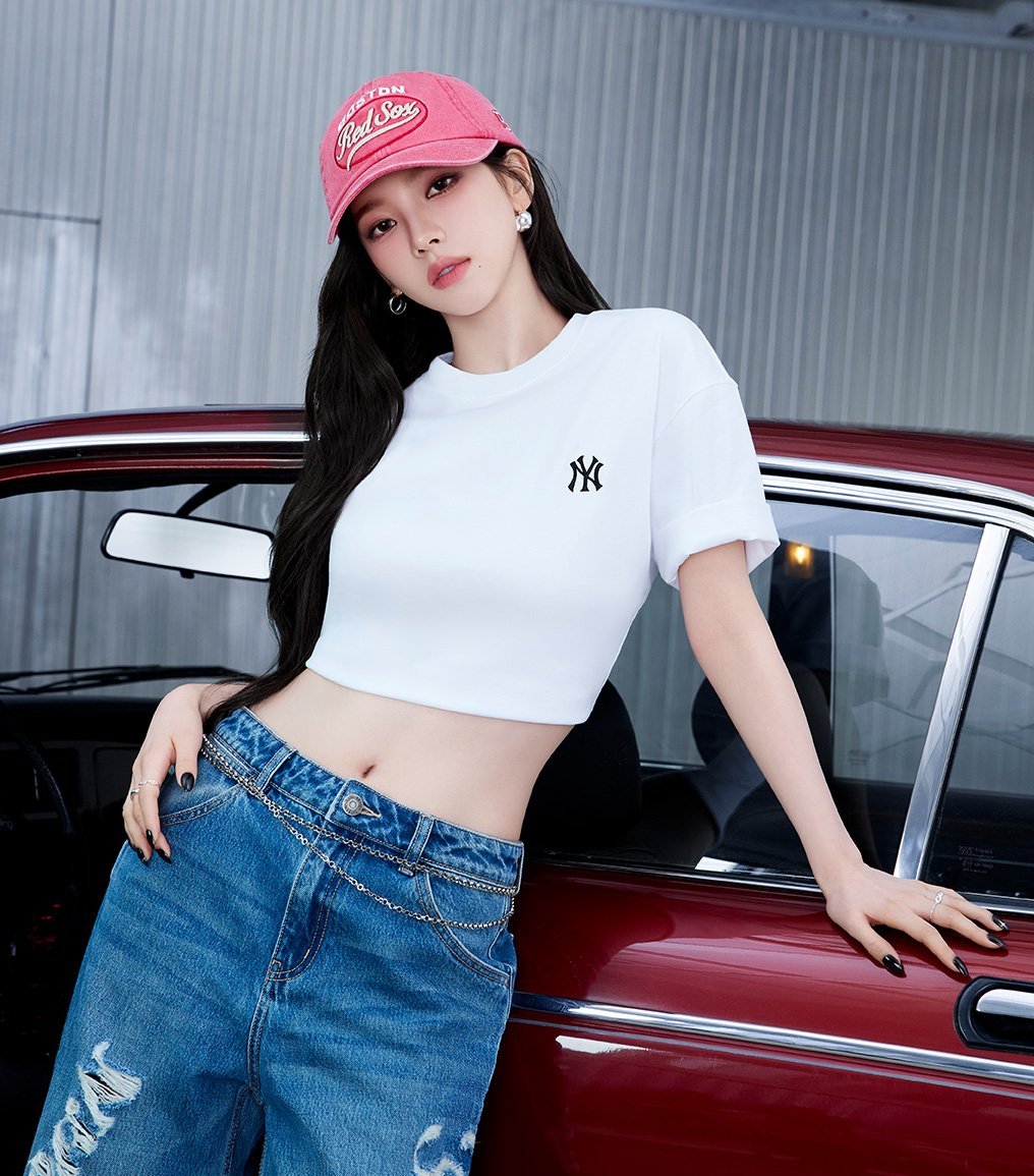엠엘비 코리아 - SUMMER SPORTIVE MLB WITH KARINA